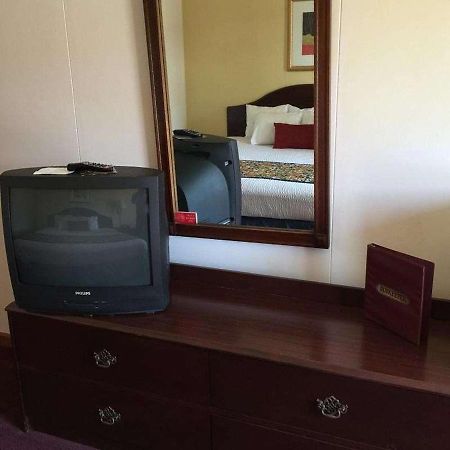 Astoria Hotel Danville West Zewnętrze zdjęcie