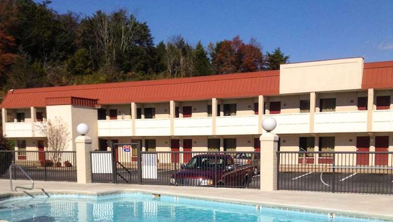 Astoria Hotel Danville West Zewnętrze zdjęcie