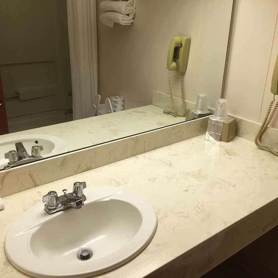 Astoria Hotel Danville West Zewnętrze zdjęcie
